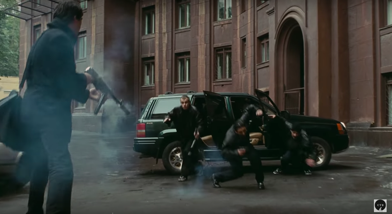 A shot from Russian crime thriller Brat 2 (Brother 2). Source: Кинокомпания СТВ.